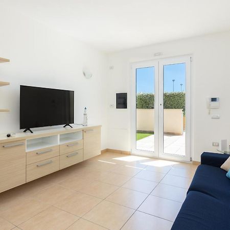 La Casa Del Sole - Appartamento Con Piscina Frontemare A Pochi Minuti Da Oristano Torre Grande Buitenkant foto