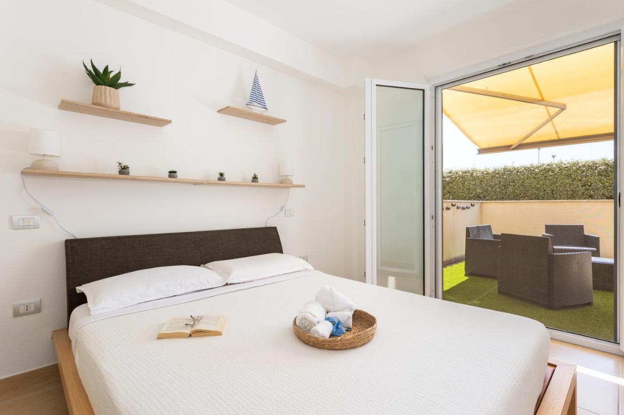 La Casa Del Sole - Appartamento Con Piscina Frontemare A Pochi Minuti Da Oristano Torre Grande Buitenkant foto