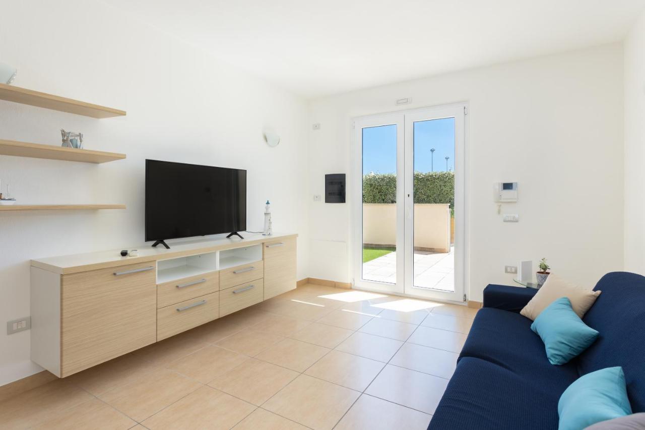 La Casa Del Sole - Appartamento Con Piscina Frontemare A Pochi Minuti Da Oristano Torre Grande Buitenkant foto