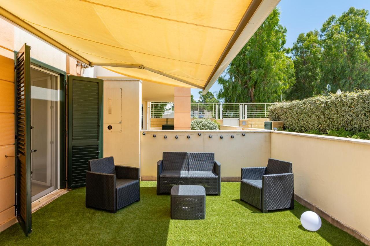 La Casa Del Sole - Appartamento Con Piscina Frontemare A Pochi Minuti Da Oristano Torre Grande Buitenkant foto