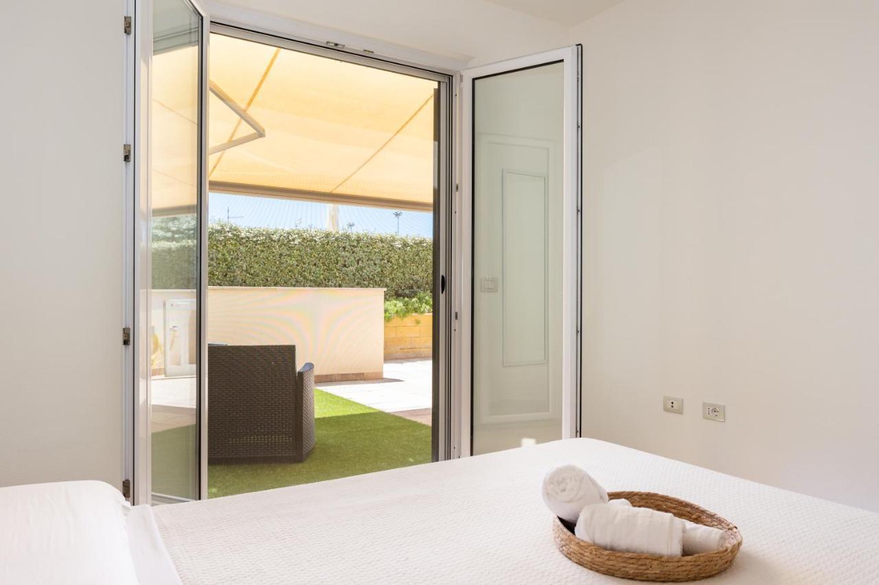 La Casa Del Sole - Appartamento Con Piscina Frontemare A Pochi Minuti Da Oristano Torre Grande Buitenkant foto